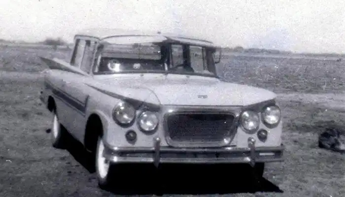 Una de las rarísimas fotos que circulan por Internet de una pickup Adelmo en óptimo estado en la década del 60