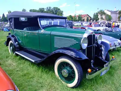 Willys Six 1932